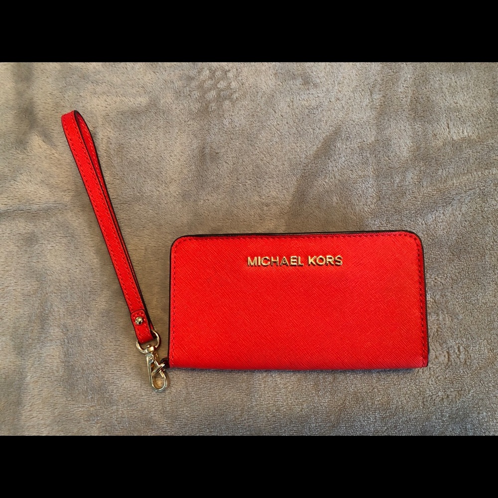 Michael Kors wristlet
